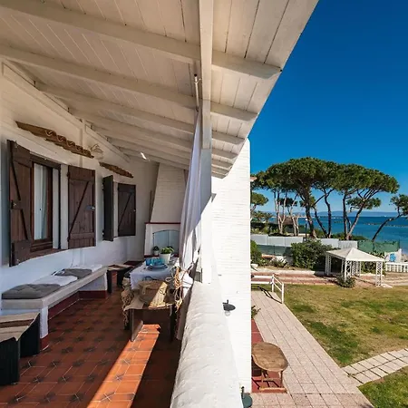 Holiday home Casa Nicoleup *
