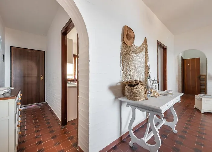 Casa Nicoleup Dom wakacyjny Porto Columbu - Perd'E Sali